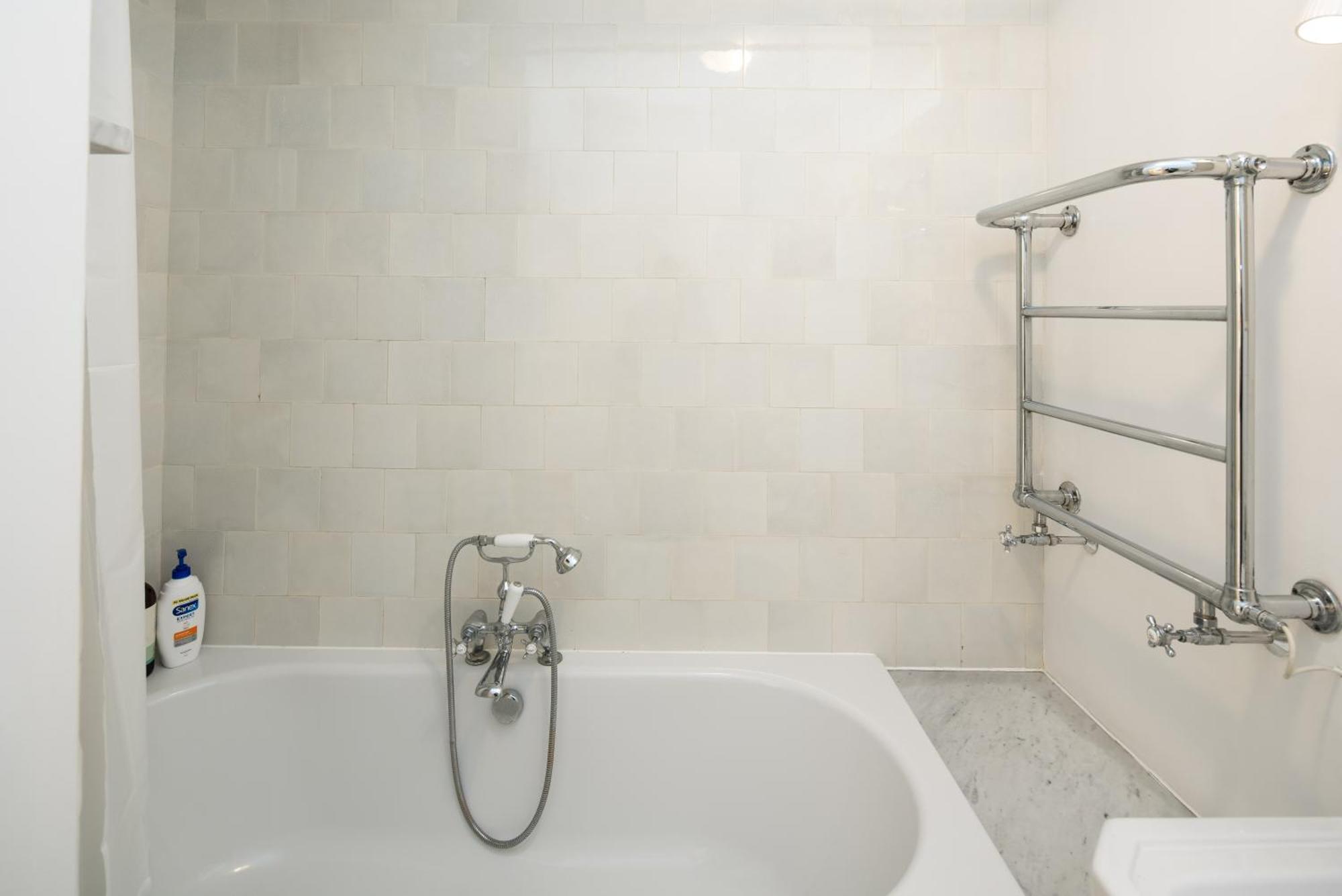 Appartement Charming 2-bed Flat In The Heart Of Nottinghill - Steps From Portobello Rd Market And Nottinghill Bookshop Londres